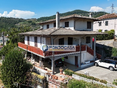 Foto Villa singola in Via Marmolada, Luni Casano Dogana Isola di 310 m²