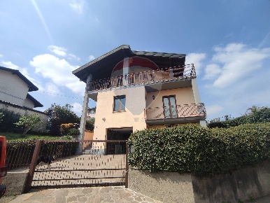 Foto Villa singola in Via Mascetti, San Fermo della Battaglia Centro