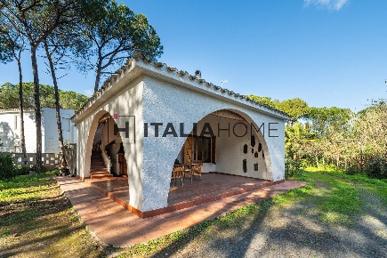 Foto Villa bifamiliare in Strada di Marte, Pula Fox E Sali Monte Agumu