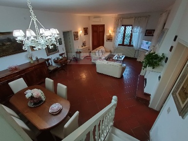 Foto Villa singola a Forte dei Marmi Centro di 300 m² con 11 locali