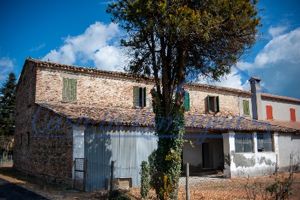 Foto Rustico in Via Solarolo, Rimini Torre Pedrera di 829 m² con 11 locali