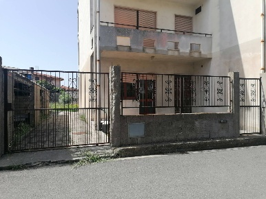 Foto Appartamento in Via Parrocchia, San Gavino Monreale di 90 m²