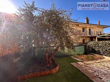 Foto Appartamento in via Celso Ulpiani, Spinetoli Pagliare di 120 m²