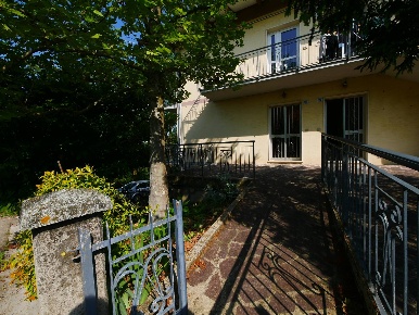 Foto Appartamento a Serramazzoni di 80 m² con 3 locali in vendita
