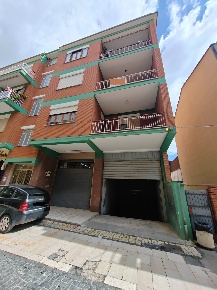 Foto Appartamento in Via Cesare Battisti, Sonnino di 100 m² con 4 locali