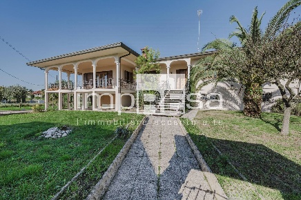 Foto Villa unifamiliare in Via Madonna Del Rosario, Pasiano di Pordenone
