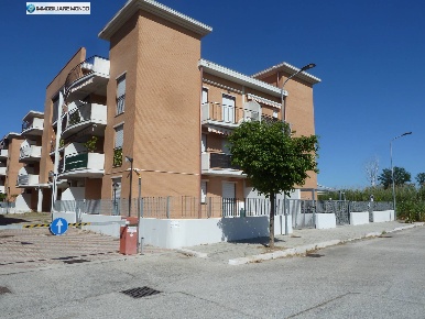 Foto Appartamento in Via Amendola, Campomarino di 107 m² con 4 locali