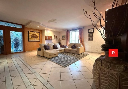 Foto Appartamento in Via montale, Casapulla di 350 m² con 7 locali