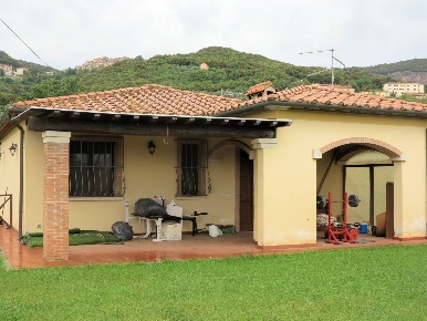 Foto Villa singola a Gavorrano Filare Boschetto Miniera di 75 m² in vendita
