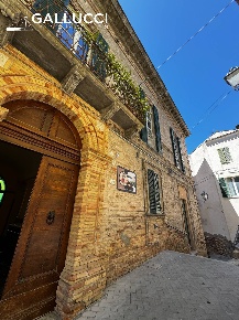 Foto Appartamento in Via Guglielmo Marconi, Loreto Aprutino Centro