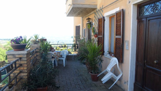 Foto Appartamento in Via G.Mazzini, Spinetoli Centro di 90 m² con 4 locali