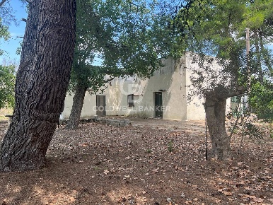 Foto Villa unifamiliare in Contrada Sirgole, Cutrofiano di 105 m²