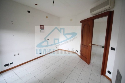 Foto Appartamento in via accesso stazione, Spinetoli Pagliare di 169 m²