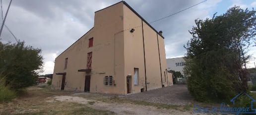 Foto Villa singola in Via Torquato Tasso, Rimini di 618 m² con 6 locali