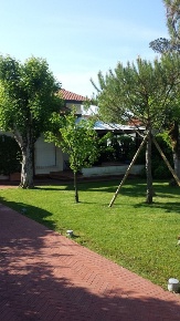 Foto Villa unifamiliare in via michelangelo, Forte dei Marmi Centro