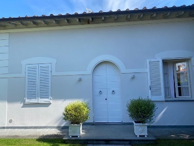 Foto Villa unifamiliare a Forte dei Marmi Centro di 190 m² con 6 locali