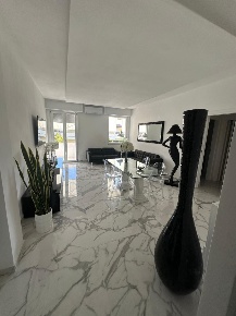 Foto Appartamento a Forte dei Marmi in vendita