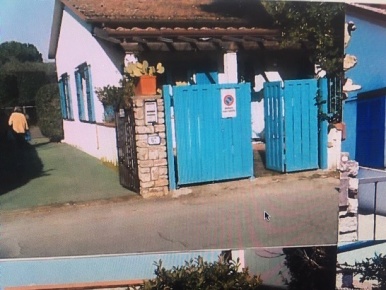 Foto Villa unifamiliare a Forte dei Marmi Centro di 90 m² con 4 locali