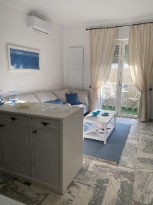 Foto Appartamento a Forte dei Marmi Centro di 80 m² con 5 locali in vendita