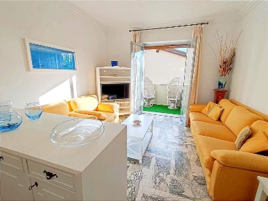 Foto Appartamento a Forte dei Marmi in vendita
