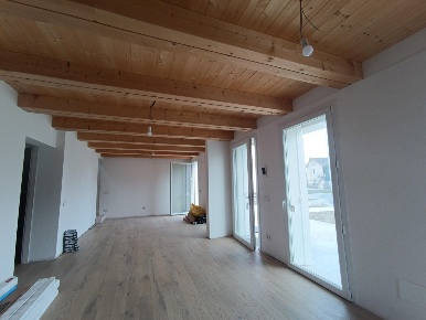 Foto Villa bifamiliare a Mussolente Centro di 160 m² con 6 locali