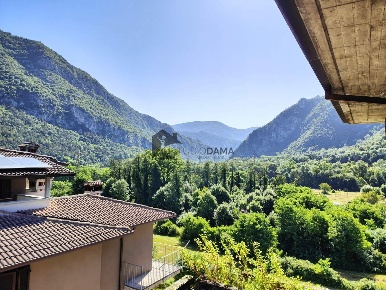 Foto Appartamento in via prada, Vobarno Carpeneda di 180 m² con 4 locali