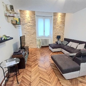 Foto Appartamento a Cairate di 140 m² con 3 locali in vendita