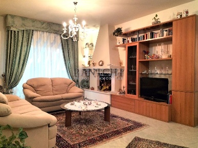 Foto Appartamento a Monteroni d'Arbia di 118 m² con 5 locali in vendita