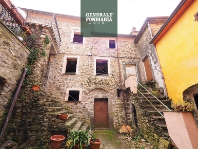 Foto Appartamento a Bolano di 65 m² con 4 locali in vendita