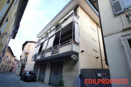 Foto Appartamento in VIA VITTORIO VENETO, Lazzate in vendita