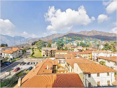 Foto Appartamento in via aldo moro, Galbiate Centro di 68 m² con 2 locali