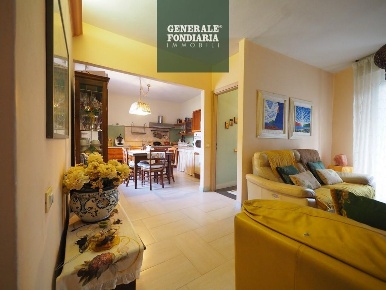 Foto Appartamento a Vezzano Ligure di 70 m² con 4 locali in vendita