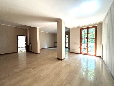 Foto Appartamento in Via Ronchi San Francesco da Paola, Brescia Panoramica