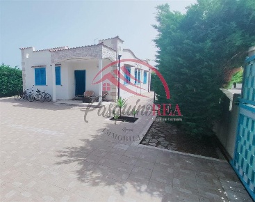 Foto Villa unifamiliare a Campomarino di 135 m² con 6 locali in vendita