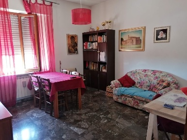 Foto Appartamento in Via Roma 198, Montecosaro Borgo Stazione con 7 locali