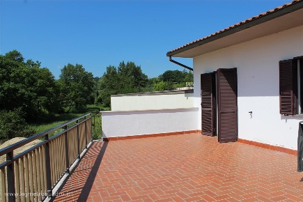 Foto Villa a schiera a Chiusi di 250 m² in vendita