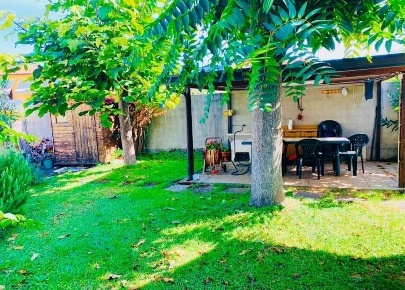 Foto Casa indipendente a Castelnuovo Magra Colombiera Molicciara di 100 m²