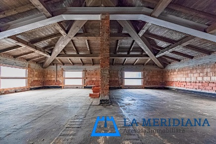 Foto Appartamento a Lamporecchio Centro di 220 m² con 10 locali in vendita