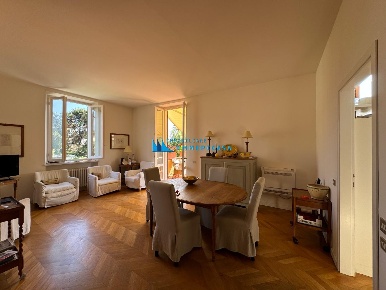 Foto Appartamento a Forte dei Marmi in vendita