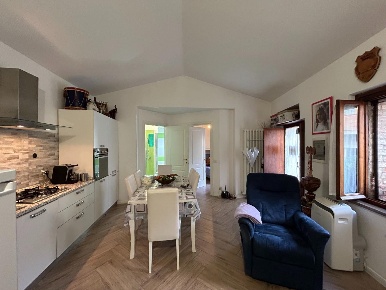 Foto Appartamento a Castelnuovo Berardenga Pianella di 80 m² con 4 locali