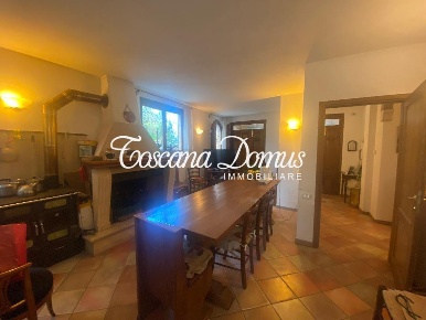 Foto Villa bifamiliare a Castelnuovo Berardenga Centro di 400 m² in vendita