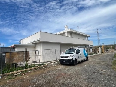 Foto Villa unifamiliare a Forte dei Marmi Centro di 190 m² con 6 locali