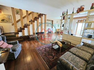 Foto Appartamento a Massa e Cozzile Margine Coperta Traversagna di 120 m²