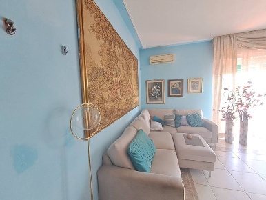 Foto Appartamento a Luni di 90 m² con 4 locali in vendita