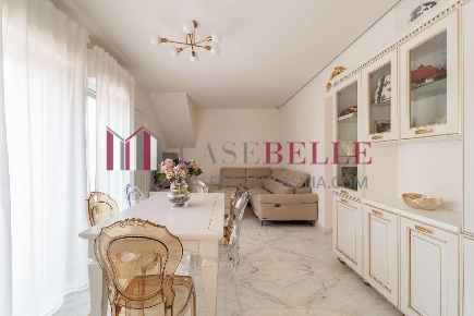 Foto Appartamento a Forte dei Marmi Centro di 170 m² con 10 locali