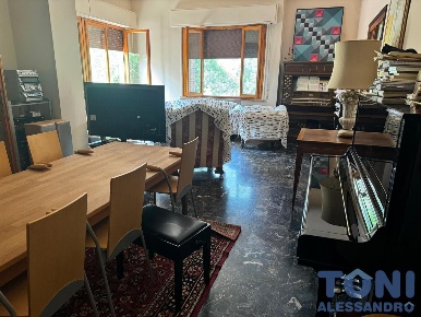 Foto Villa unifamiliare a Capraia e Limite in vendita
