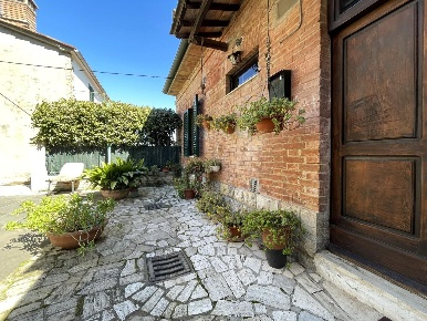 Foto Appartamento a Castelnuovo Berardenga Vagliagli di 90 m² con 6 locali