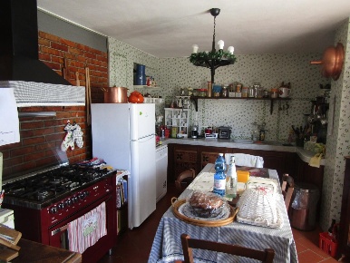 Foto Villa unifamiliare a Castelnuovo Magra Colombiera Molicciara di 600 m²