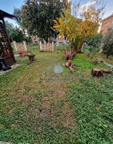 Foto Appartamento a Luni Ortonovo di 80 m² con 4 locali in vendita