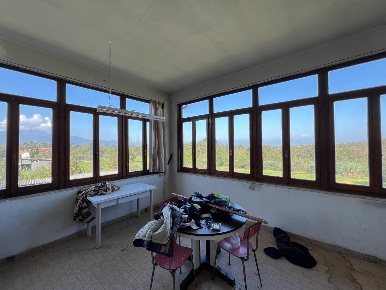 Foto Appartamento a Bientina Oltrera di 300 m² con 9 locali in vendita
